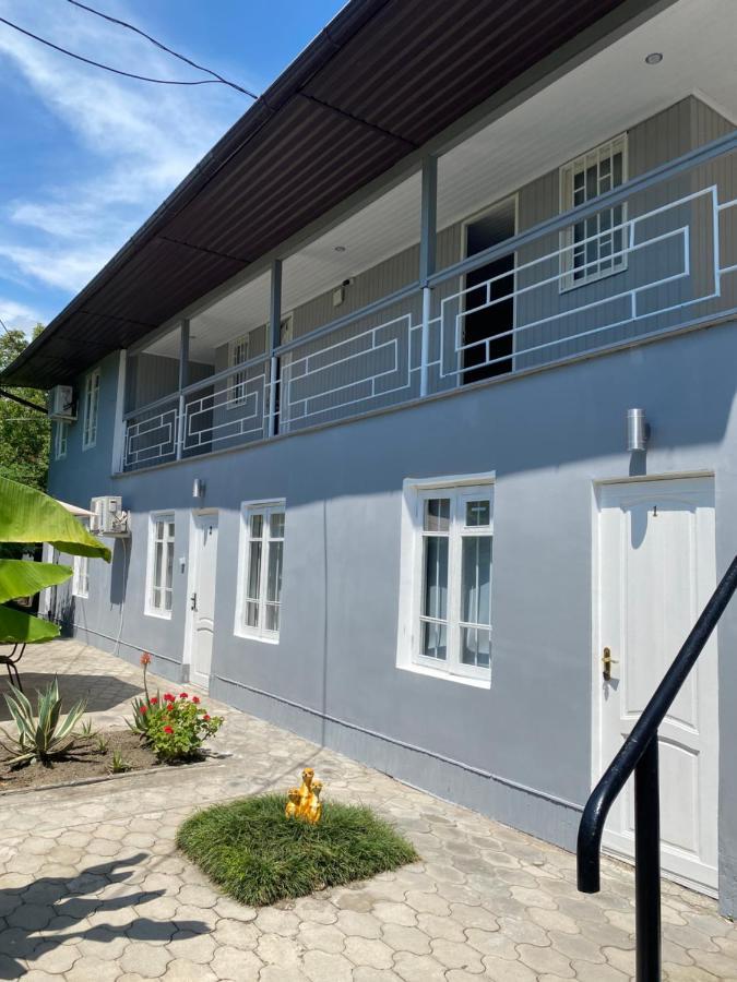 Гостевой Дом «Green Garden» Sukhumi Exteriör bild